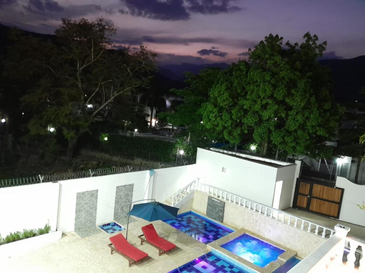 Hotel Santa Fe Del Parque Santa Fe de Antioquia Exteriér fotografie